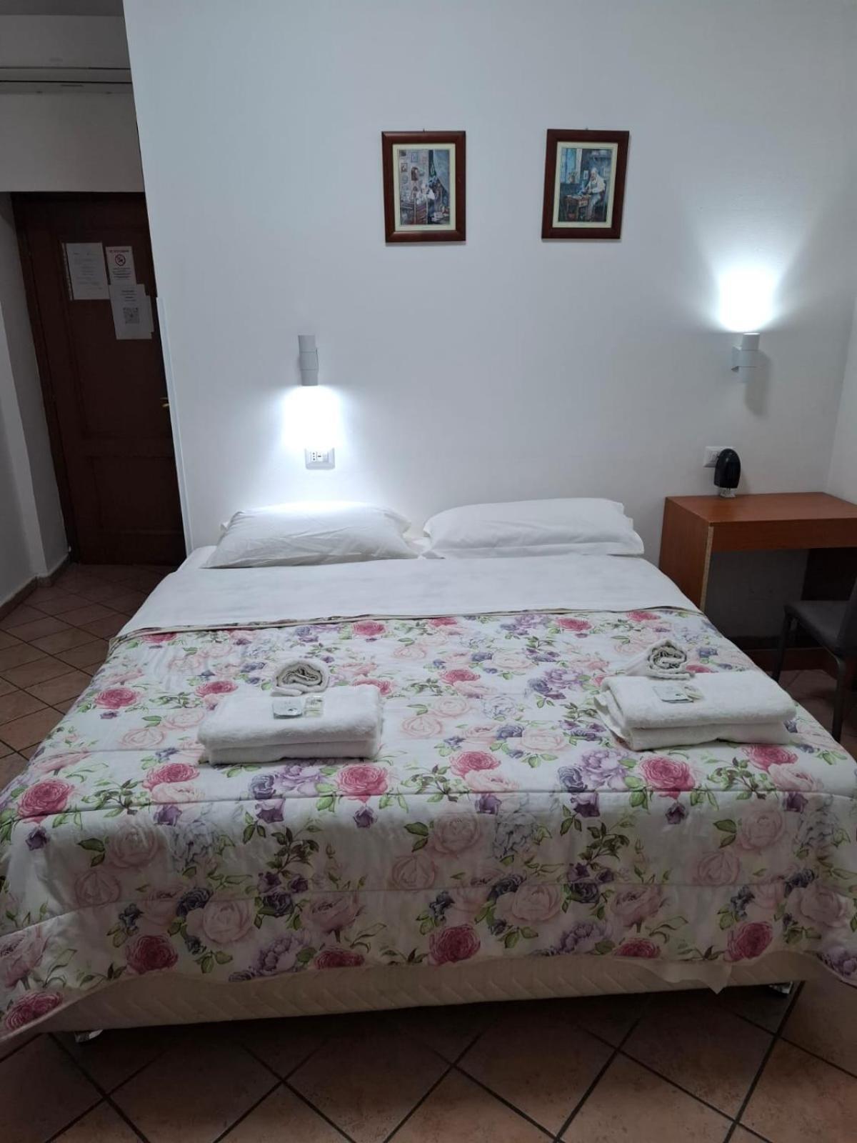 Napoleone 38 * Rom